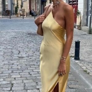Gold-yellow maxi slit dress